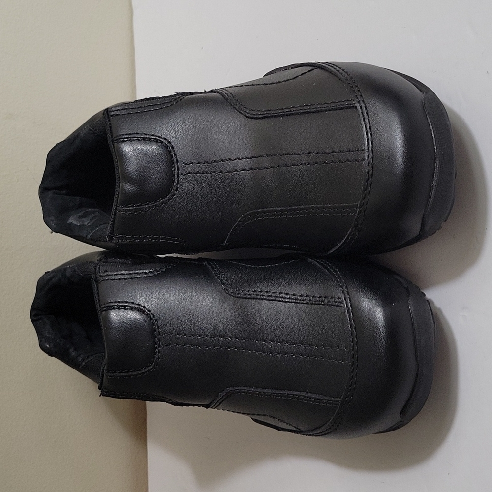 Men's Grabbers Black Slip On Shoes.  WORK SHOE SIZE 6W